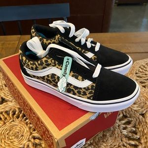 vans comfycush old skool leopard